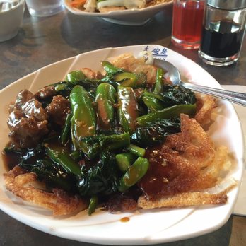 Wonton Gourmet - Gai lan beef. rice noodle. Ordered extra crisp fry. - Chinese Near Me - Des Plaines, Illinois