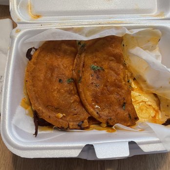 Tacotlan - Taco del Birria with and without cheese - Mexican Near Me - Chicago, Illinois Tacotlan - Taco del Birria with and without cheese - Mexican Near Me - Chicago, Illinois