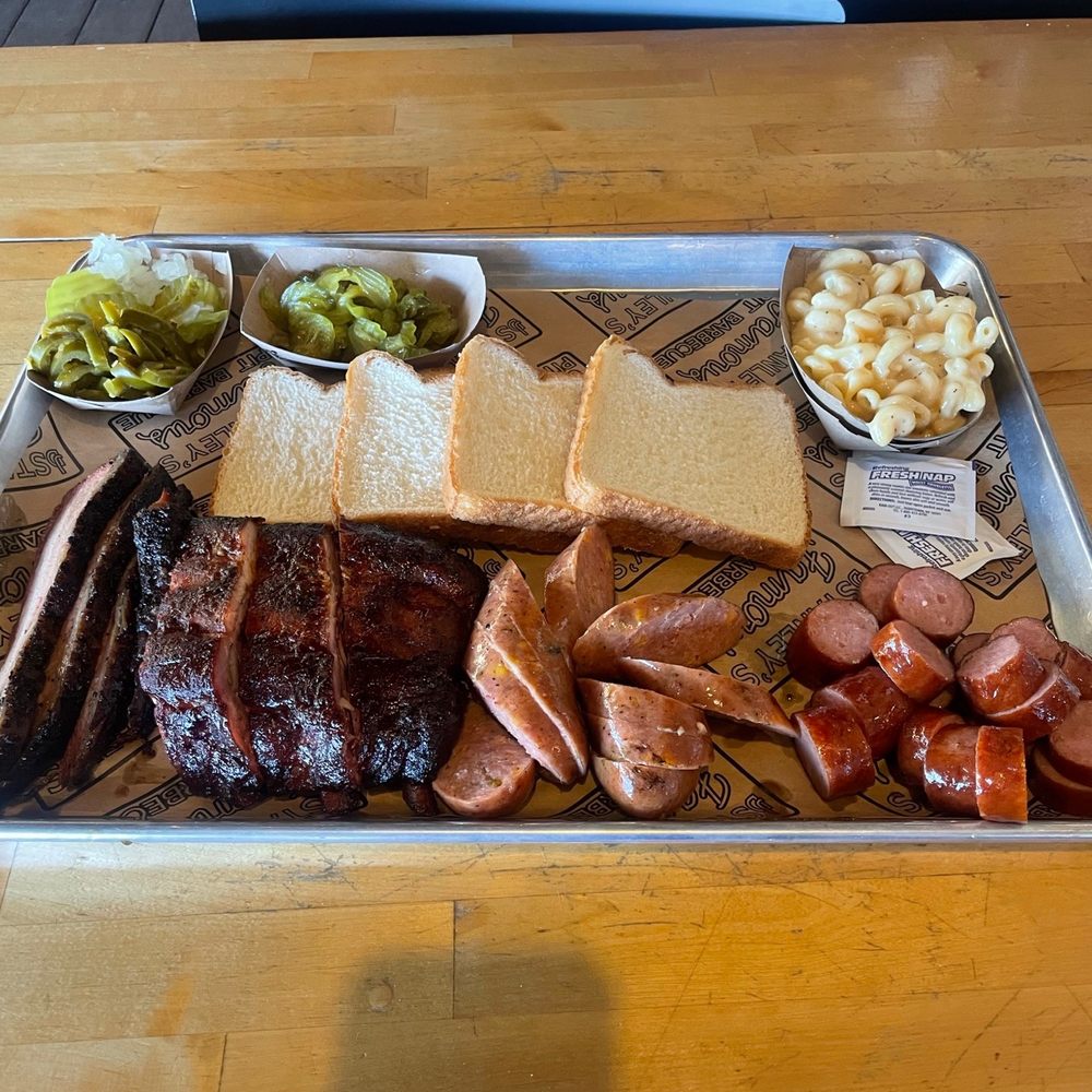 Stanley's Famous Pit Barbecue - Barbeque Near Me - Tyler, Texas Stanley's Famous Pit Barbecue - Barbeque Near Me - Tyler, Texas
