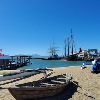 Hyde Street Pier - Beach view - Parks Near Me - San Francisco, California