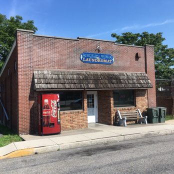 Sparkling Waters Laundromat - Front of store - Laundromat Near Me - Middletown, Pennsylvania Sparkling Waters Laundromat - Front of store - Laundromat Near Me - Middletown, Pennsylvania
