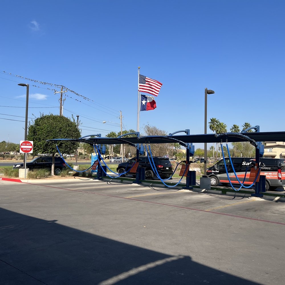 BlueWave Express Car Wash - Park and vacuum area - Car Wash Near Me - McAllen, Texas