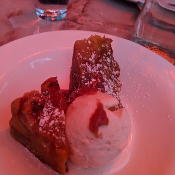Vintage Wine Bar - Banana bread - Wine Bars Near Me - Philadelphia, Pennsylvania Vintage Wine Bar - Banana bread - Wine Bars Near Me - Philadelphia, Pennsylvania