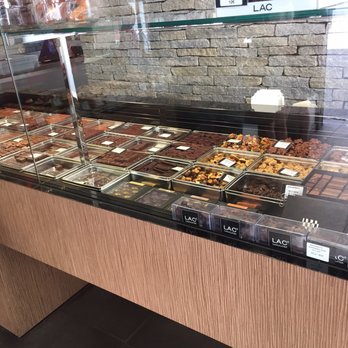 Pâtisserie Lac - Patisserie/Cake Shop Near Me - Nice, 06