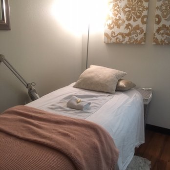 Love Sugaring - Inside the room - Skin Care Near Me - San Diego, California Love Sugaring - Inside the room - Skin Care Near Me - San Diego, California