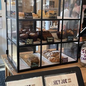 Hey Joe and Jam - Pastry case - Coffee & Tea Near Me - Chatham, Massachusetts Hey Joe and Jam - Pastry case - Coffee & Tea Near Me - Chatham, Massachusetts