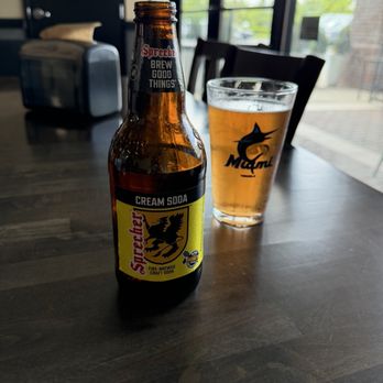 Brooklyn Char - Cream soda and tap beer - Pizza Near Me - Noblesville, Indiana