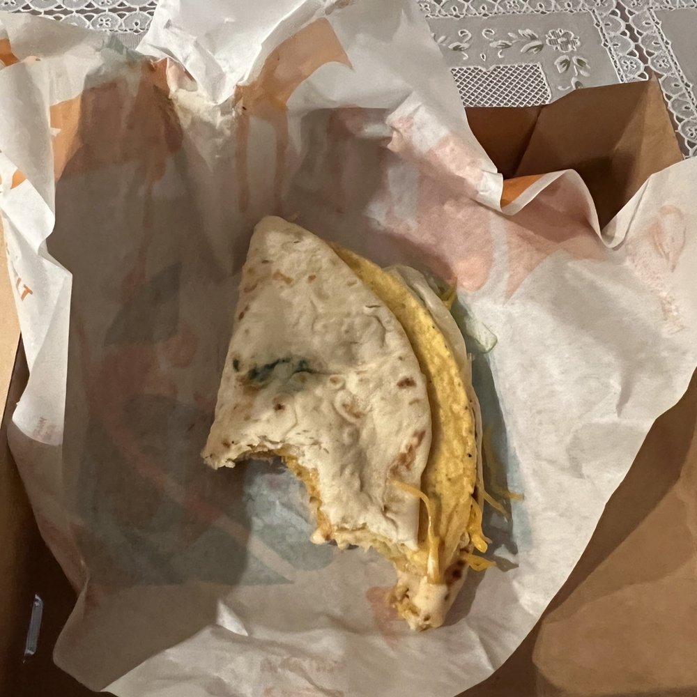 Taco Bell - MOLD ON Crunchwrap Supreme - Fast Food Near Me - Manteca, California Taco Bell - MOLD ON Crunchwrap Supreme - Fast Food Near Me - Manteca, California