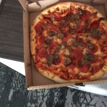 Mamma Mia's Restaurant & Pizzeria - Meat Lovers Pizza - Italian Near Me - Everett, Massachusetts