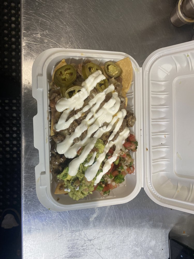 La Familia Mexican Tacos