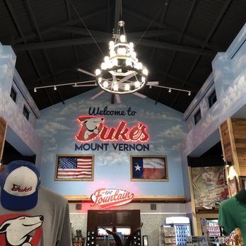 Duke's Mount Vernon - Fountain - Convenience Stores Near Me - Mount Vernon, Texas