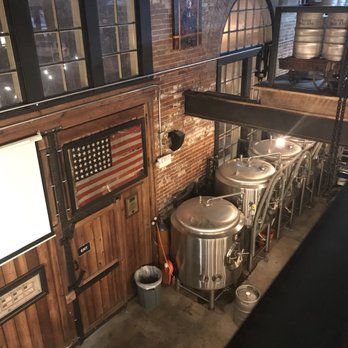 Loose Rail Brewing - Breweries Near Me - Canal Winchester, Ohio