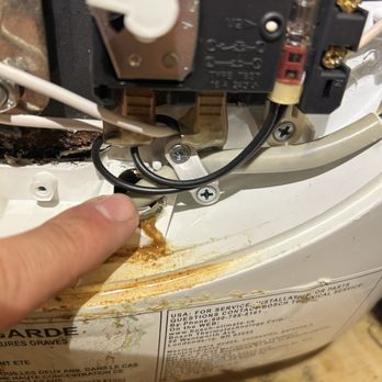 Southern Home Solutions - Water heater diagnosis (cracked tank) - Plumbing Near Me - Memphis, Tennessee Southern Home Solutions - Water heater diagnosis (cracked tank) - Plumbing Near Me - Memphis, Tennessee
