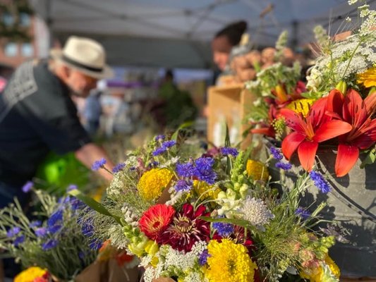 Old Town Farm & Art Market by null