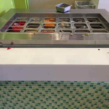 Yogurtland - DIRTY MESSY TOPPING BAR! It takes 45 secs to clean it up and 2 mins to stock the toppings. - Ice Cream & Frozen Yogurt Near Me - Fullerton, California Yogurtland - DIRTY MESSY TOPPING BAR! It takes 45 secs to clean it up and 2 mins to stock the toppings. - Ice Cream & Frozen Yogurt Near Me - Fullerton, California