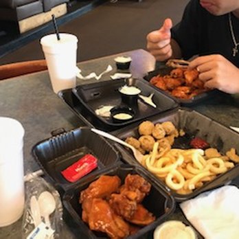Bayou City Wings - 1st week after Houston allows restaurant to re-open - Sports Bars Near Me - Houston, Texas Bayou City Wings - 1st week after Houston allows restaurant to re-open - Sports Bars Near Me - Houston, Texas