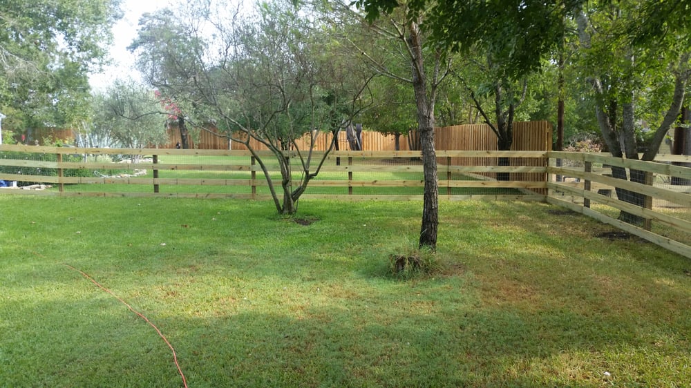 Slide of Aggieland Fence