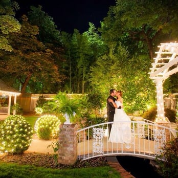 Gray Gables Estate - Wedding Planning Near Me - Portland, Oregon