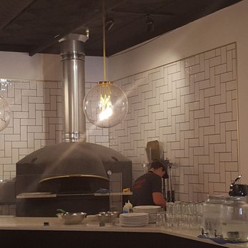 Grateful Bites - Pizza Near Me - Winnetka, Illinois