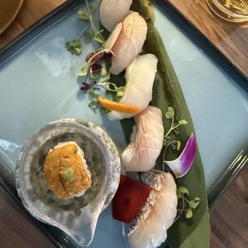 Sushi Kuma - Six piece omakase set - Sushi Bars Near Me - Bonney Lake, Washington