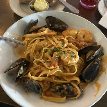 Bambino’s Vallejo - Italian Near Me - Vallejo, California