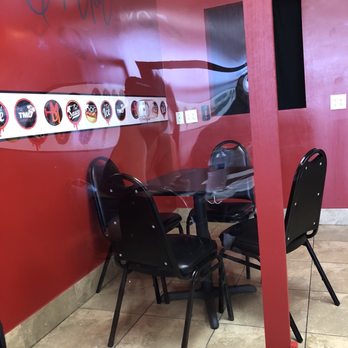 That's My Dog - Partition in between each table. 7.3.22 - Hot Dogs Near Me - Katy, Texas That's My Dog - Partition in between each table. 7.3.22 - Hot Dogs Near Me - Katy, Texas