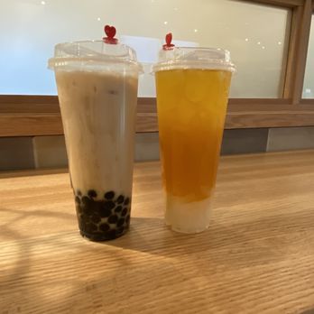 Old North State Food Hall - Boba milk tea and fruit tea with lychee jelly from Bowl and Bubble - Food Court Near Me - Selma, North Carolina