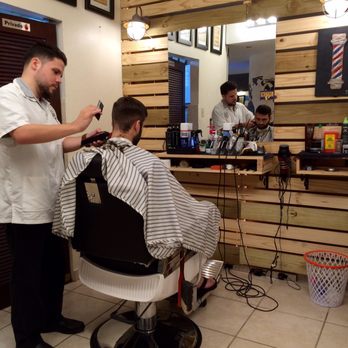 Casa Barbeiro - Barbers Near Me - San Juan, Puerto Rico