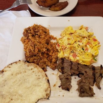 El Cafetal - Calentado Completo - Colombian Near Me - Indian Trail, North Carolina