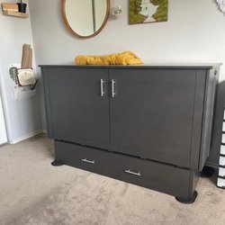 Bargain Warehouse Outlet - Queen-sized murphy dresser