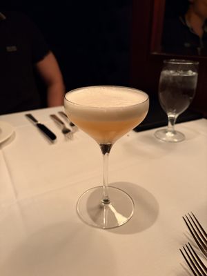 Hy's Steakhouse & Cocktail Bar by null