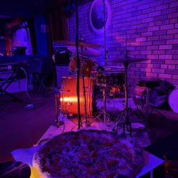 Tijuana Jazz Club - Pizza