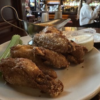 Merchant's Arch Bar - Wings - Irish Near Me - Dublin, D