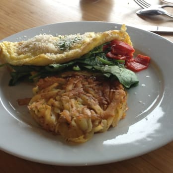 Toast - Veggie omelette delight - New American Near Me - Portland, Oregon