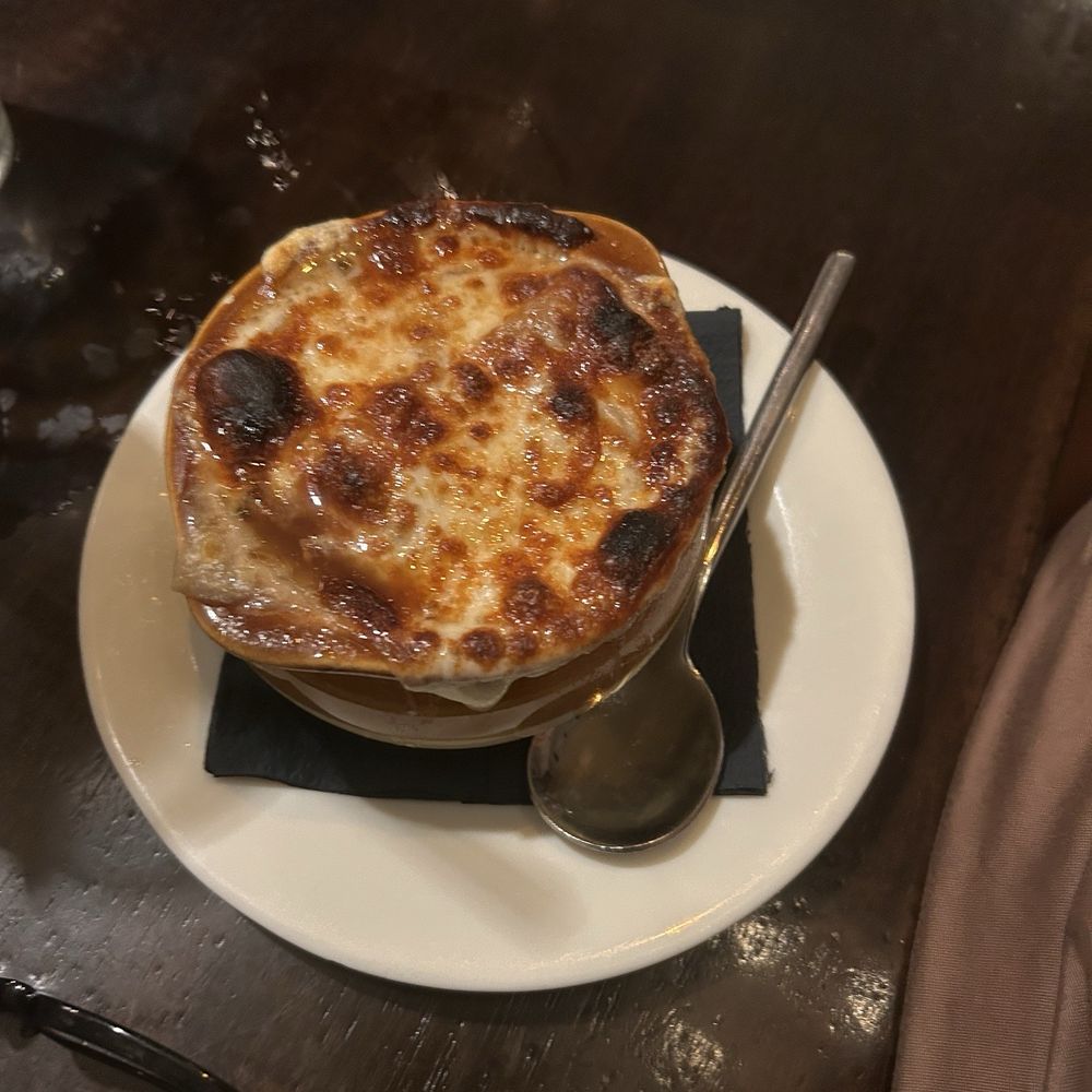 Hecks - French onion soup - Breakfast & Brunch Near Me - Cleveland, Ohio Hecks - French onion soup - Breakfast & Brunch Near Me - Cleveland, Ohio
