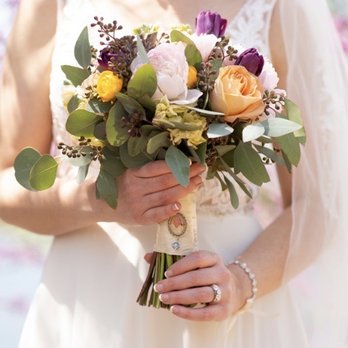 Aberdeen's Wedding Florist - The professional photo my photographer took of my bouquet - Florists Near Me - Schaumburg, Illinois Aberdeen's Wedding Florist - The professional photo my photographer took of my bouquet - Florists Near Me - Schaumburg, Illinois