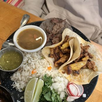 Antiguo Lobo - 2x El Pastor tacos 1X blue corn steak tacos - Mexican Near Me - Chamblee, Georgia