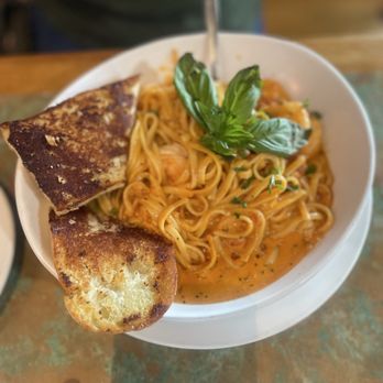 JJ's Fish House - Prawn linguine!!  So creamy and heavenly!  Hubby was so jealous of my food lol - Seafood Near Me - Poulsbo, Washington