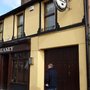 Photo of Geaneys Bar