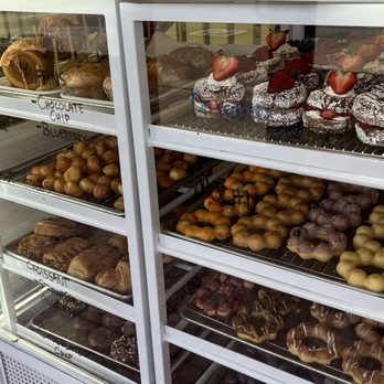 Friendly Donuts - Donuts Near Me - Orange, California Friendly Donuts - Donuts Near Me - Orange, California