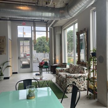 Style Pop Cafe - Cute interior and decor! - Food Delivery Services Near Me - Milwaukee, Wisconsin