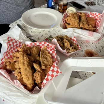 Grandma's Broasted Chicken - Fish + Chicken combo and a side of chicken gizzards - Chicken Shop Near Me - Bellflower, California Grandma's Broasted Chicken - Fish + Chicken combo and a side of chicken gizzards - Chicken Shop Near Me - Bellflower, California
