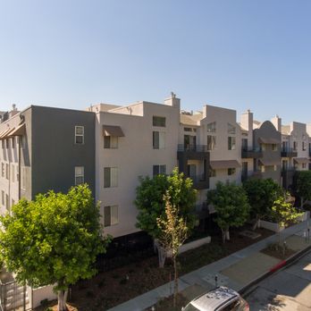 Warner Pointe - Apartments Near Me - Los Angeles, California Warner Pointe - Apartments Near Me - Los Angeles, California