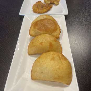 Fogonero Restaurant - Cedar Park - Mini-Empanadas Appetizer - Venezuelan Near Me - Cedar Park, Texas Fogonero Restaurant - Cedar Park - Mini-Empanadas Appetizer - Venezuelan Near Me - Cedar Park, Texas