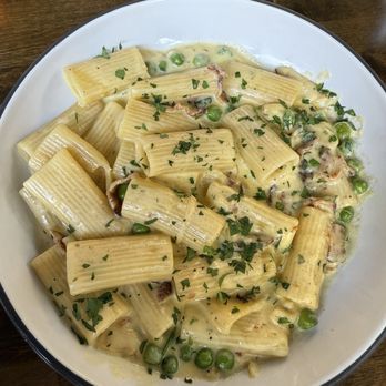 Mai-Tiki Restaurant - Carbonara pasta - New American Near Me - Stuart, Florida