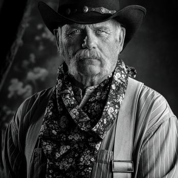 Tronel's Photography - Nevada Gunfighters actors - Session Photography Near Me - Roseville, California Tronel's Photography - Nevada Gunfighters actors - Session Photography Near Me - Roseville, California