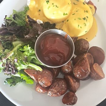 The Westin Nova Scotian - Eggs Benny with potatoes & apple wood bacon - Hotels Near Me - Halifax, Nova Scotia The Westin Nova Scotian - Eggs Benny with potatoes & apple wood bacon - Hotels Near Me - Halifax, Nova Scotia