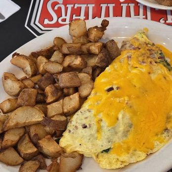 Katz N' Jammers Cafe - Custom omelette with potatoes. The potatoes were dry and flavorless. - Diners Near Me - Lancaster, California