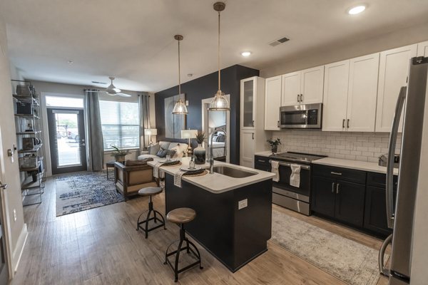 West End Station by null