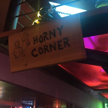C'est Si Bon - Cocktail Bars Near Me - Westminster, California